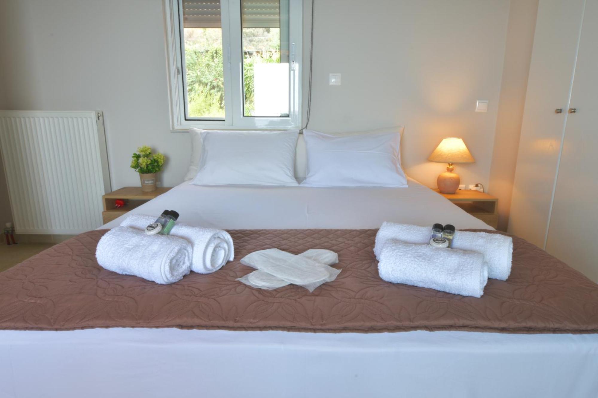 Blue Bay View - Beach House Vathirrevma Ngoại thất bức ảnh